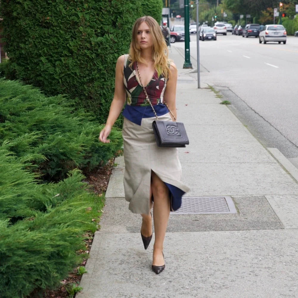 Tan Sleeveless Sheath Dress with Plunge Neckline - Picture 7 of 8